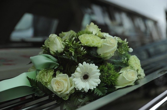 Quali fiori regalare per un funerale?